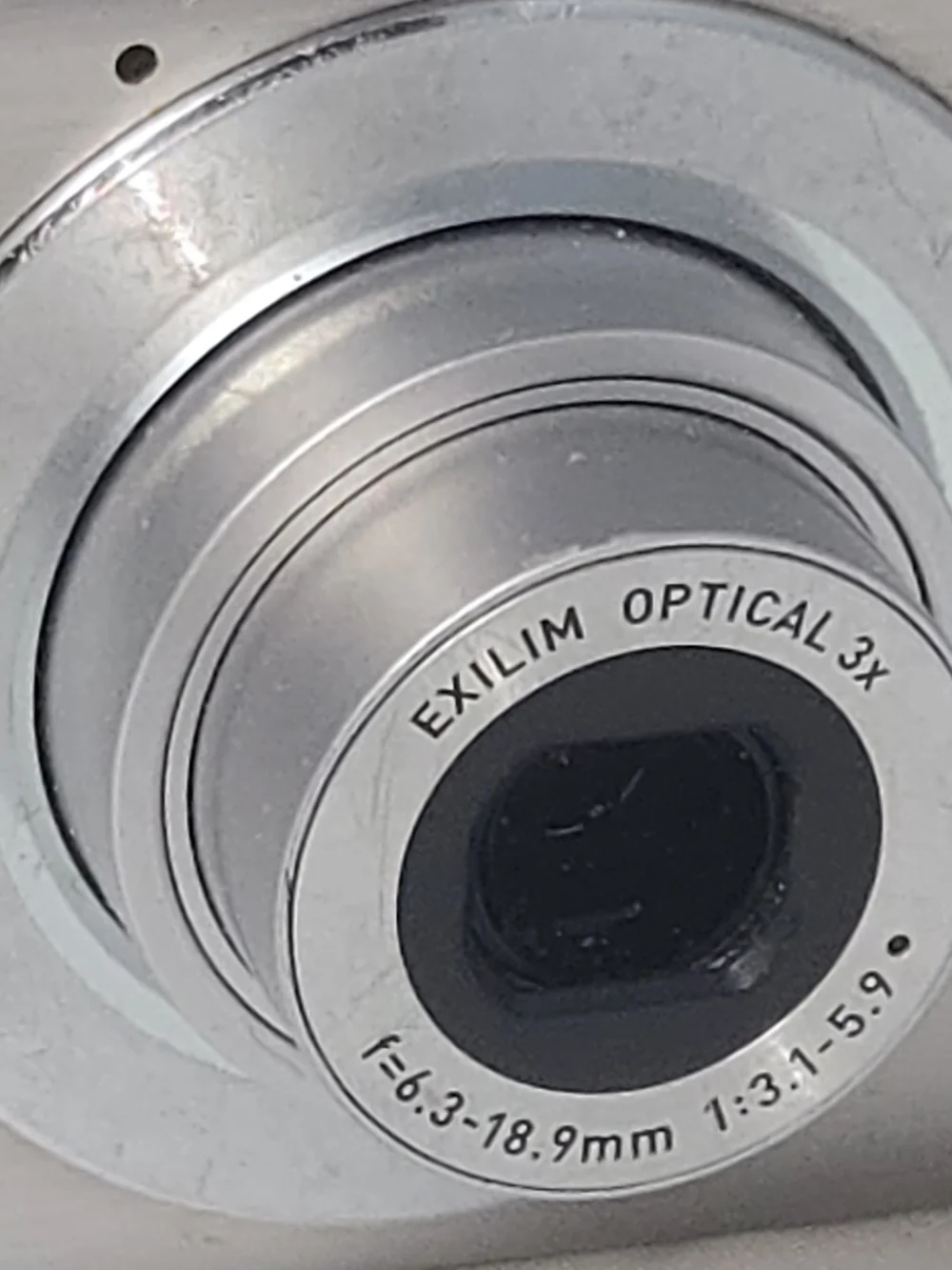 Casio Exilim Silver 7.2MP Compact Digital Camera